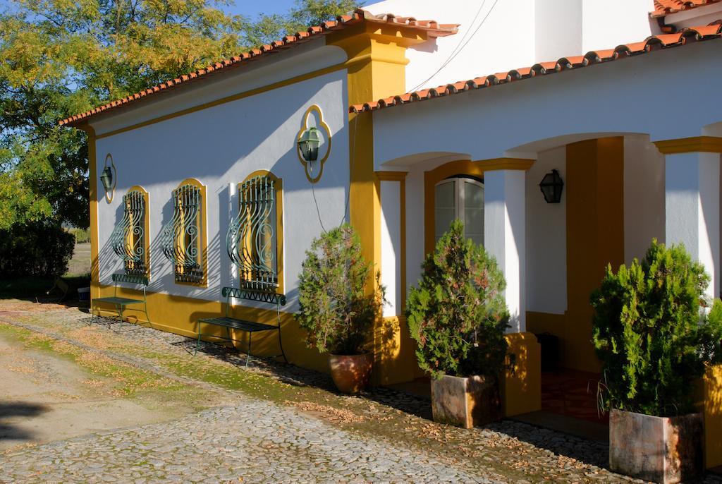 Hotel Herdade Da Samarra Viana do Alentejo Exterior foto