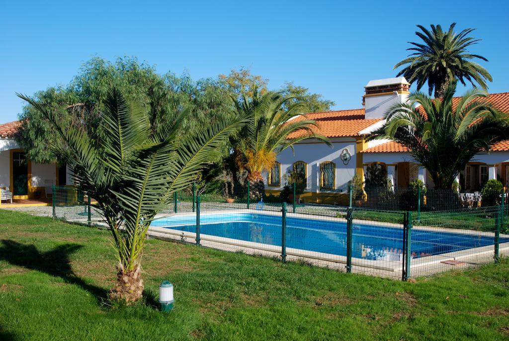 Hotel Herdade Da Samarra Viana do Alentejo Exterior foto