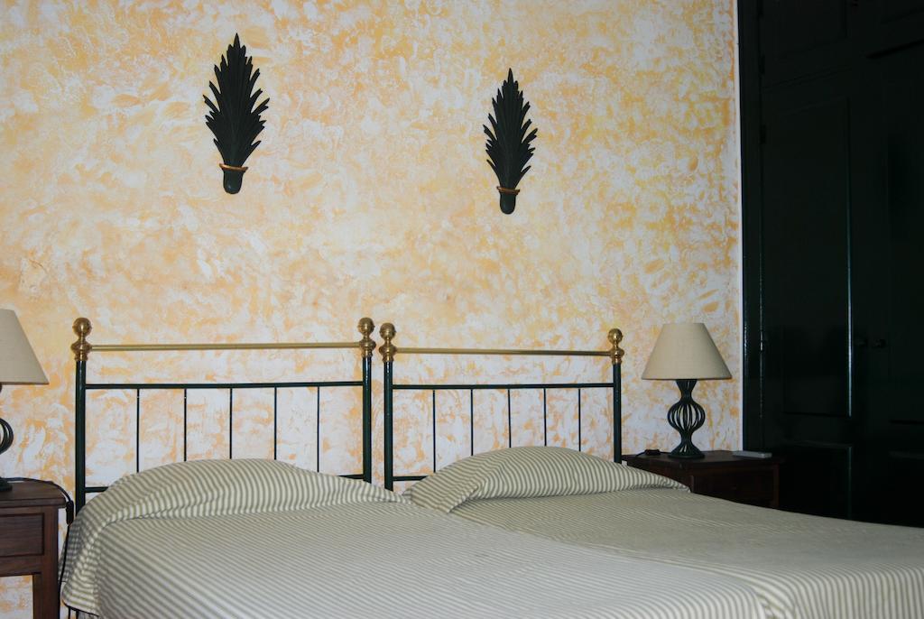 Hotel Herdade Da Samarra Viana do Alentejo Zimmer foto