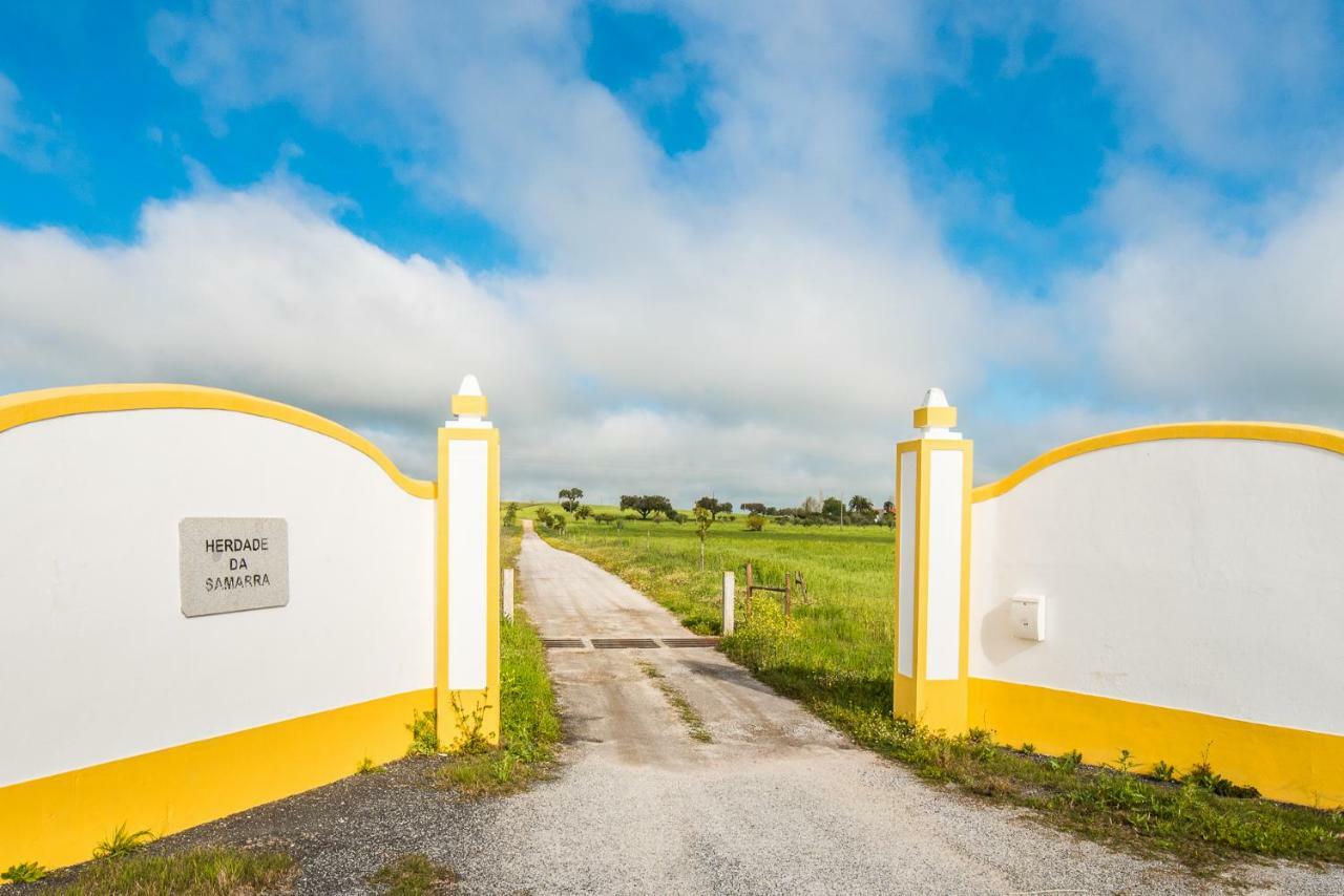 Hotel Herdade Da Samarra Viana do Alentejo Exterior foto
